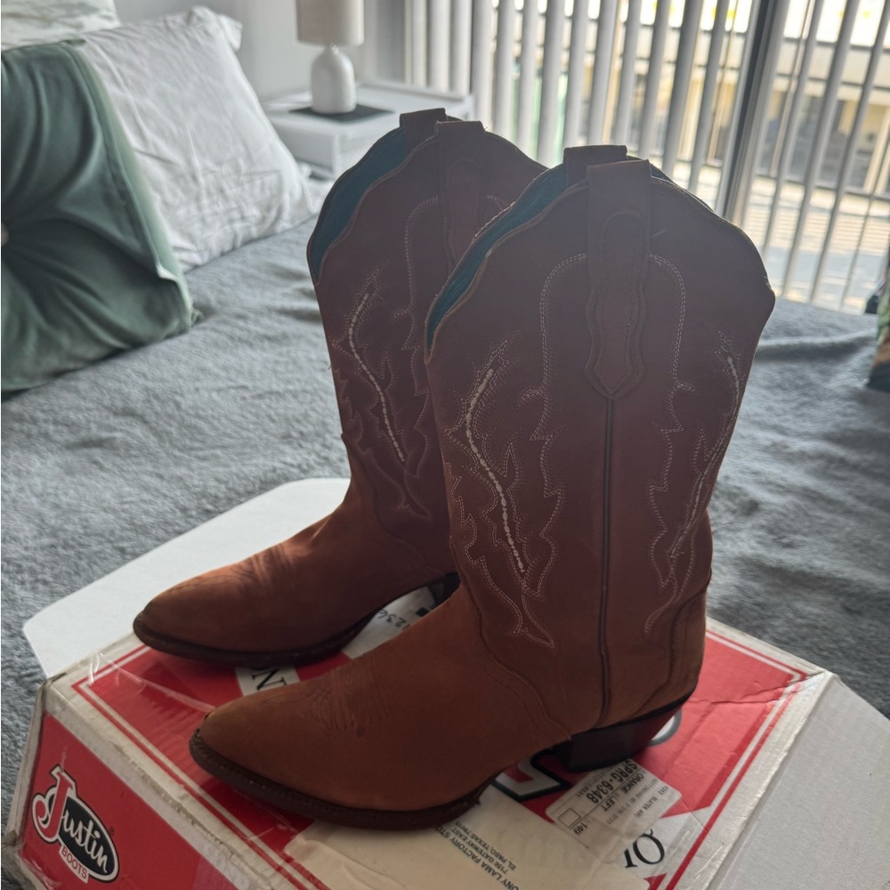 Justin Boots Tan/Brown Women's Western Heeled Boots